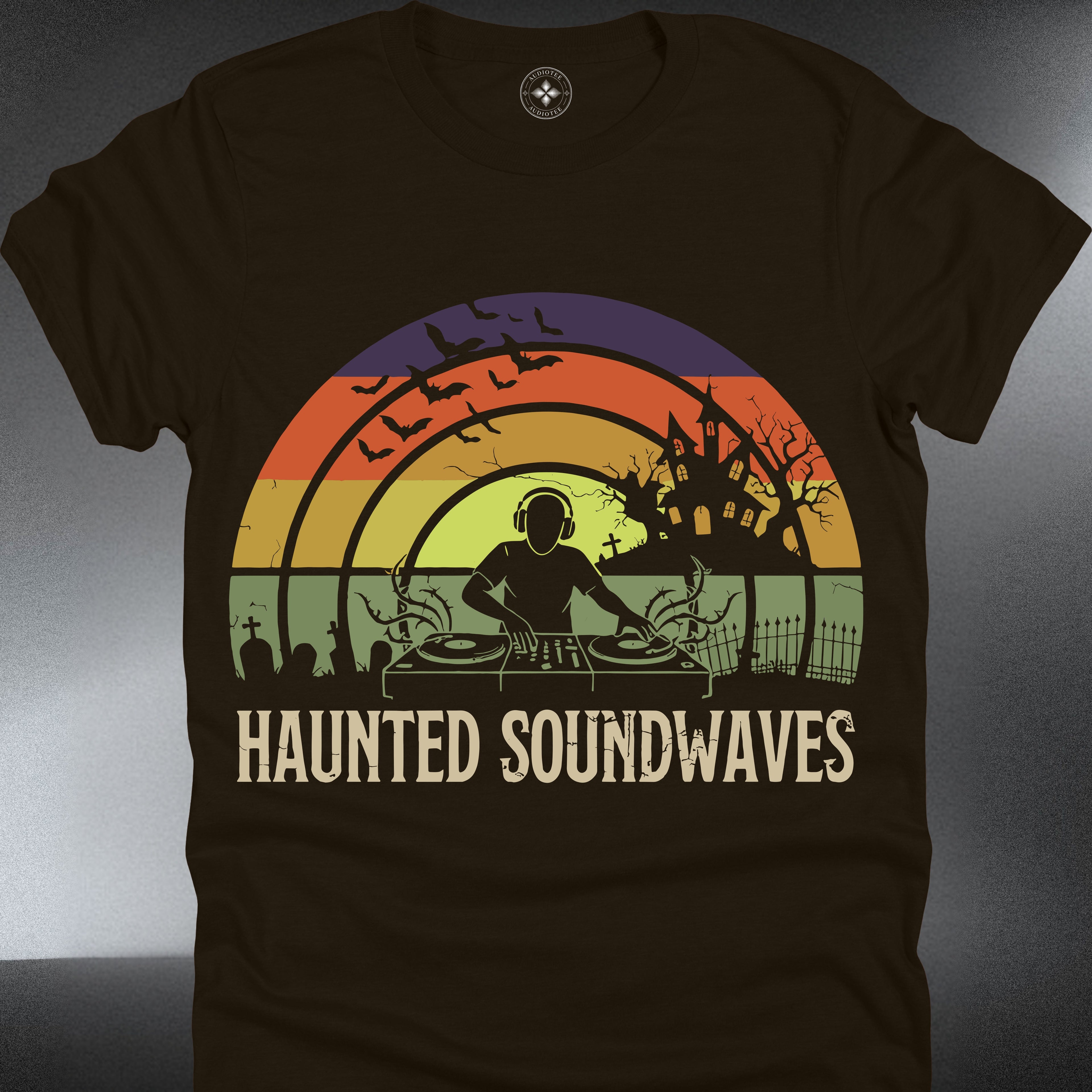 Haunted Soundwave  — Retro Rainbow Halloween (#218)